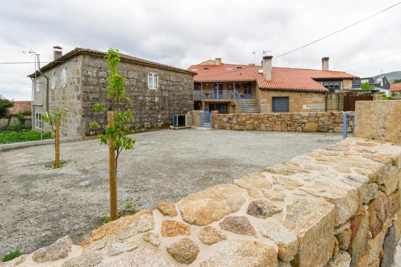 Alojamiento Turistico Caxide Parada De Sil Ribeira Sacra Luaran gambar